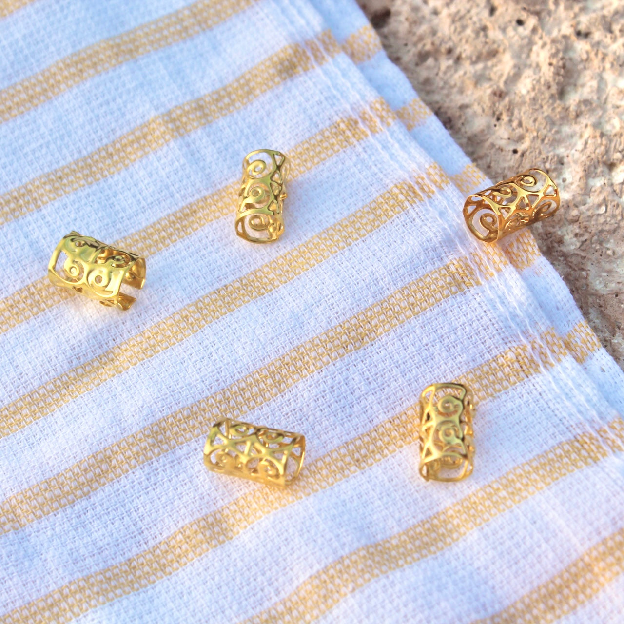 Mini Gold Clasp