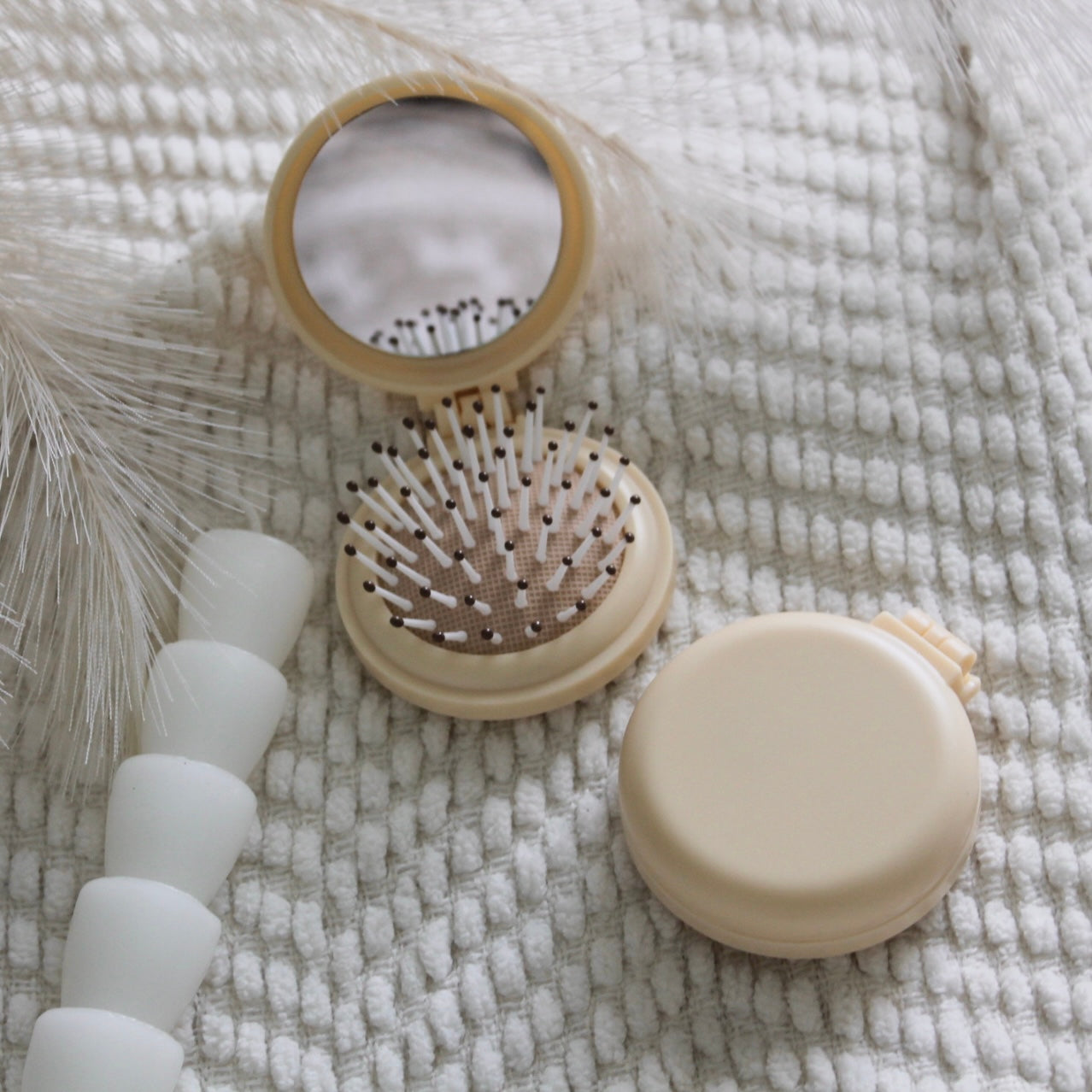 Compact Mirror & Hair Brush